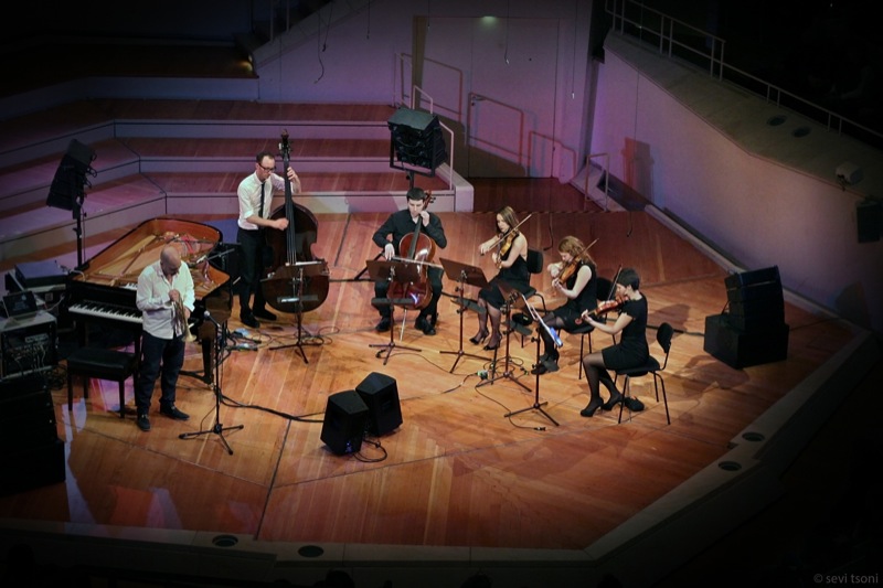 1,100-seat Berlin Kammermusiksaal, the full  Sebastian Studnitzky 'MEMENTO' experience © Sevi Tsoni