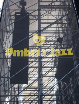 The PA system supporting the Umbria Jazz Festival included 24 units of RCF HDL20-A for main stage, four units of HDL10-A as frontfill, 12 SUB 8006 and two of TT5-A enclosures as sidefills