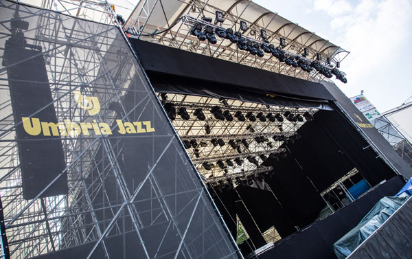 The PA system supporting the Umbria Jazz Festival included 24 units of RCF’s HDL20-A for main stage, four units of HDL10-A as frontfill, 12 SUB 8006 and two of TT5-A enclosures as sidefills.