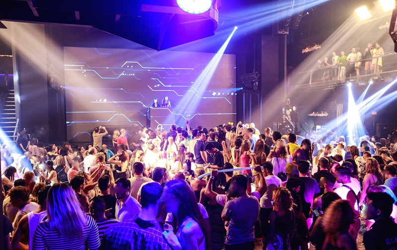 As the rig also had to be sufficiently compact to avoid obstructing the venue’s lighting and video, Skeldon decided to deploy Outline Butterfly as the main system and Eidos 15 for the VIP areas, with DBS 18-2 and Eidos 118S subs.