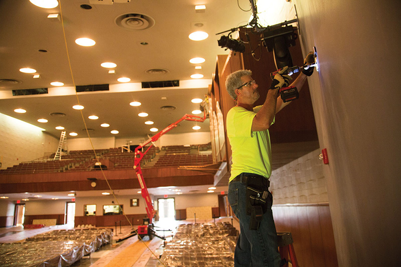 Wenger is currently completing the first installation of its new Transcend Active Acoustic System for indoor performance spaces at Wartburg College. Pictured here, the project during installation