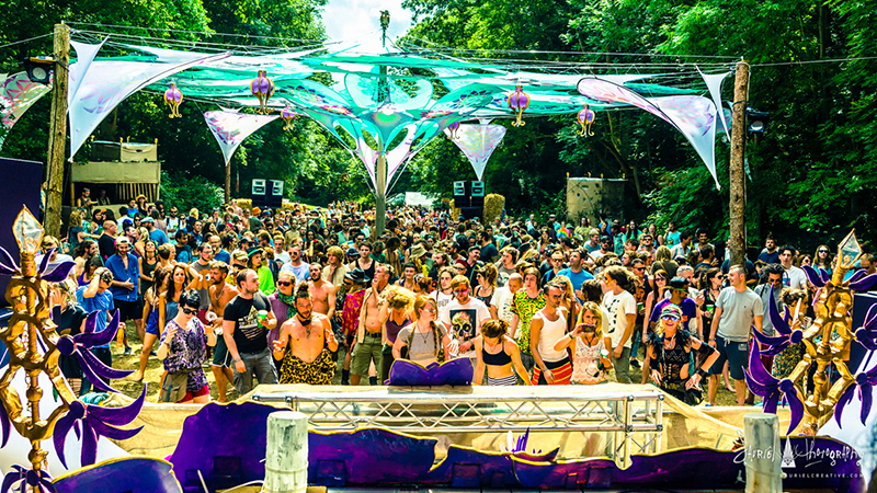 Bassline Productions and Audio Feed set up and operated a Funktion-One loudspeaker system for the 3,000 gathered at Coney Woods for the Noisily Festival of Electronic Music and Arts, which ran from July 9-12, 2015.