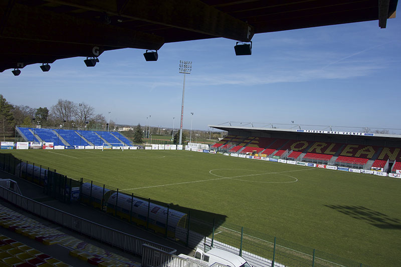 For the Stade de la Source, a soccer stadium, Melpomen installed JBL EN54-24 Compliant AW595-LS speakers from Harman.