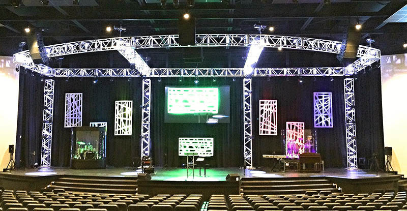 Building God’s Way (BGW) provided an audio system for Bonita Valley Community Church that includes L-R RCF TTL33-A line array modules and an end-fire configuration of TTL36-A subwoofers flown behind the center cluster.