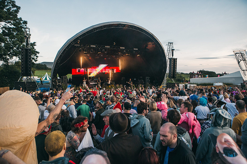 The sound contractor for the main stage was Stockport-based Audile who deployed an Outline loudspeaker system comprising a nine-per-side design of Outline’s new GTO C-12 compact line-source elements, with 16 DBS 18-2 subwoofer modules delivering the low-frequencies and six Mantas enclosures as front fills.