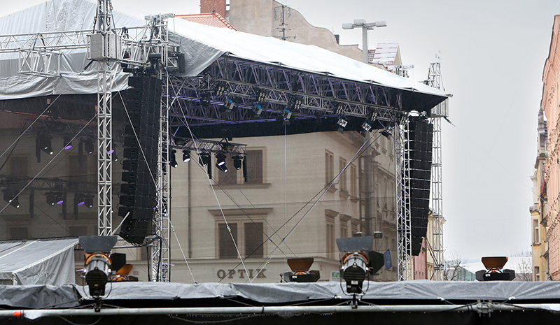 ZL Productions utilized their new Adamson inventory when providing reinforcement for the kick-off celebration.