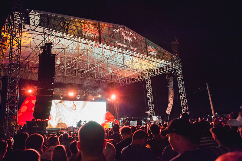 Pro Media/UltraSound of Martinez, CA has been supporting the North American tour for the band Primus with a Meyer Sound LYON system.