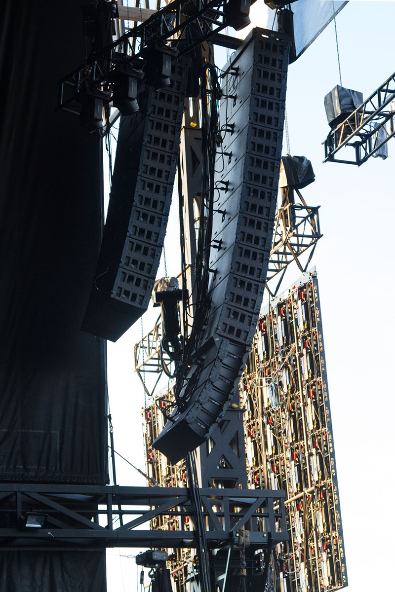 Solotech provided L-Acoustics K1 and K2 compontents for the Osheaga and Heavy Montréal Festivals, staged on consecutive weekends at Parc Jean-Drapeau July 31-Aug. 2 and Aug. 7-9. Pictured here, Solotech’s L-Acoustics K1/K2 and K1-SB arrays