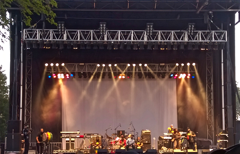 Technotrix Controls Off-Site Noise at Riot Fest with Martin Audio MLA