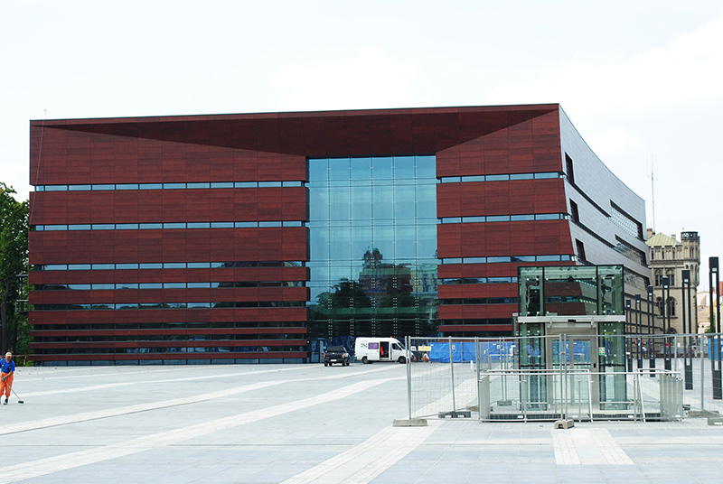 National Forum of Music in Wroclaw, Poland Equipped with 768-Input Optocore System