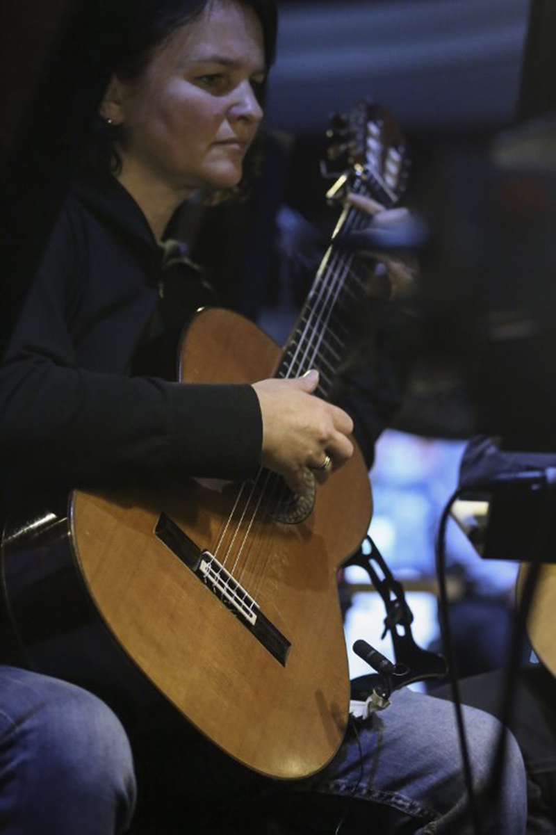 At Volksoper Vienna, the main venue for operetta, opera, musicals and ballet in the Austrian capital, d:screet 4061 and d:fine headset microphones from DPA Microphones are used to amplify many of the actors taking part in the venue's performances. Pictured here, Man of La Mancha