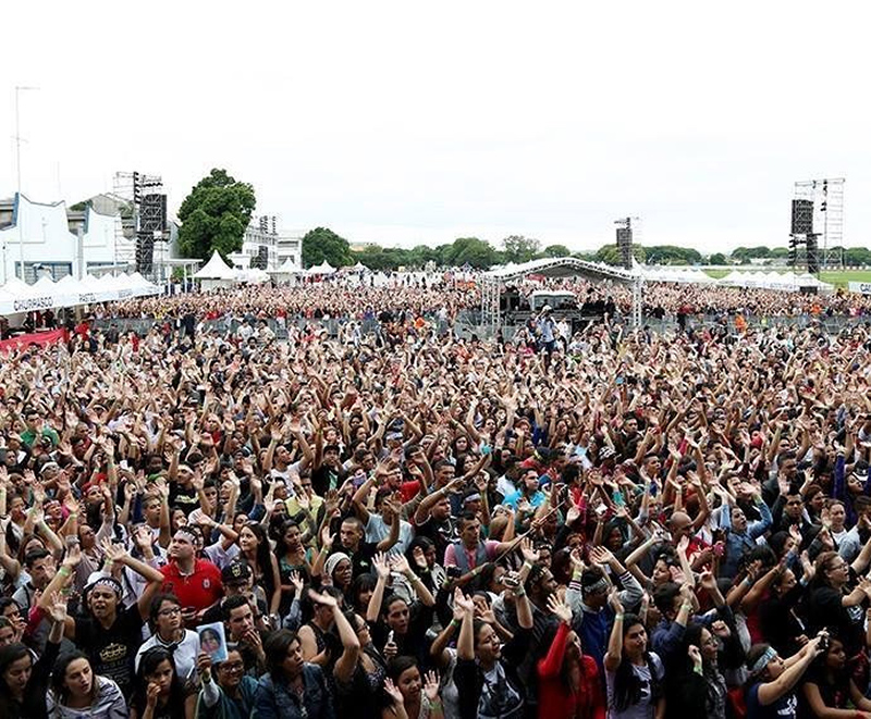 Festival Promessas is an annual gospel music event