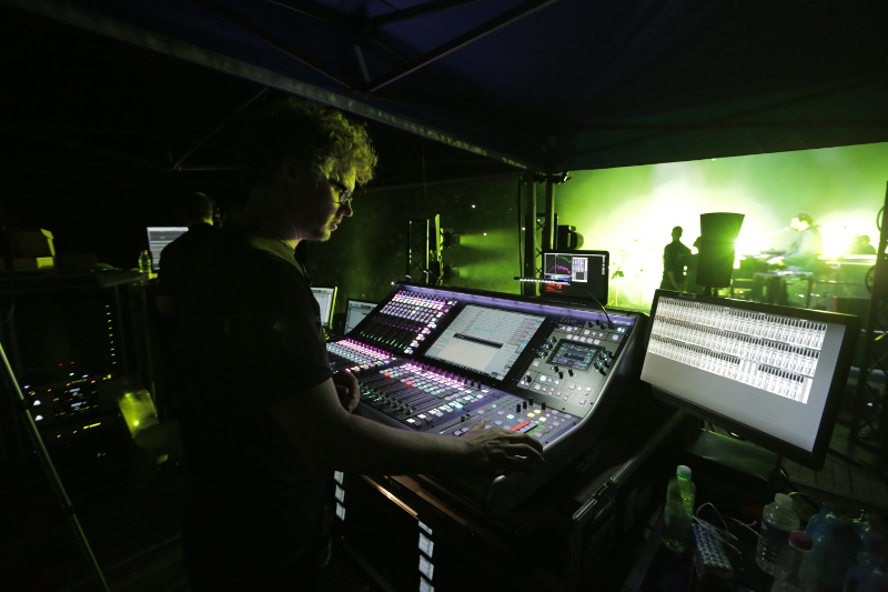 Gavin Tempany FOH Monitor Engineer, Dave Gilmour