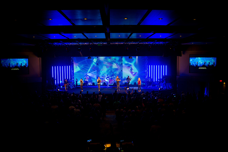 Victory Church in Alberta Installs d&b audiotechnik Y-Series