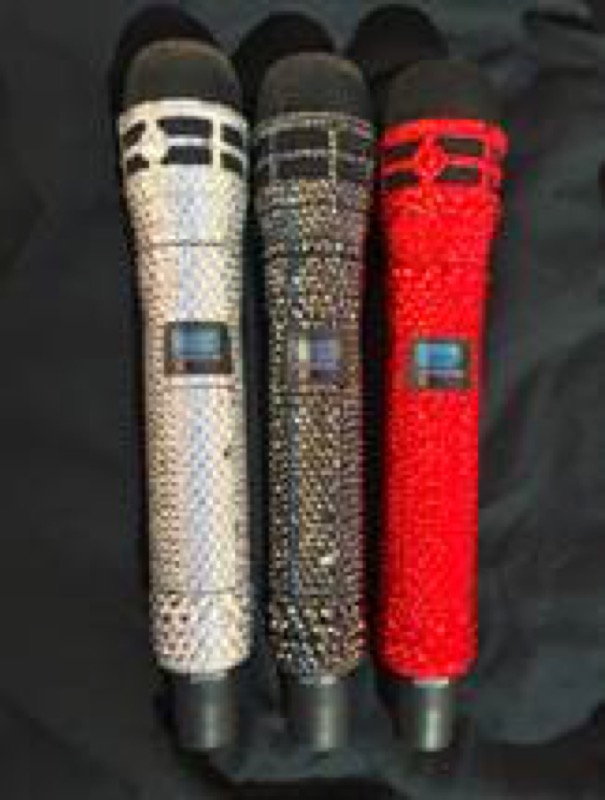 Jennifer Lopez’s Customized Handheld Shure Axient Wireless Transmitters with the new KSM8 Dualdyne premium dynamic capsules