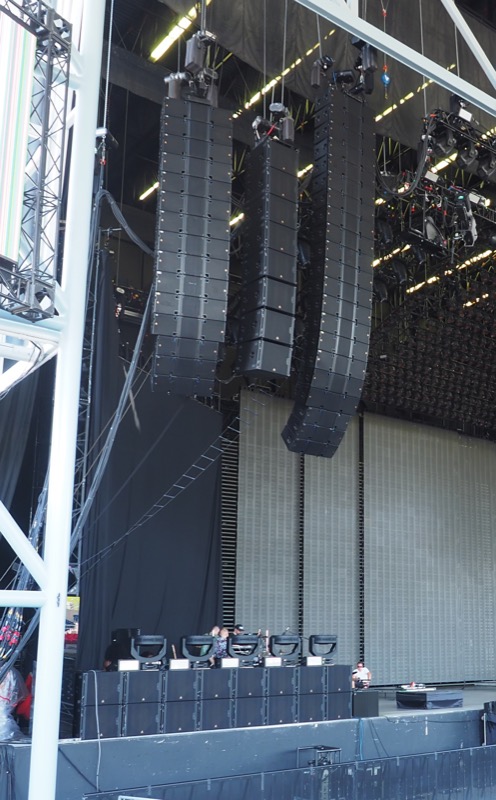 Adamson E119s were both stacked and flown for the Summer Jam festival.