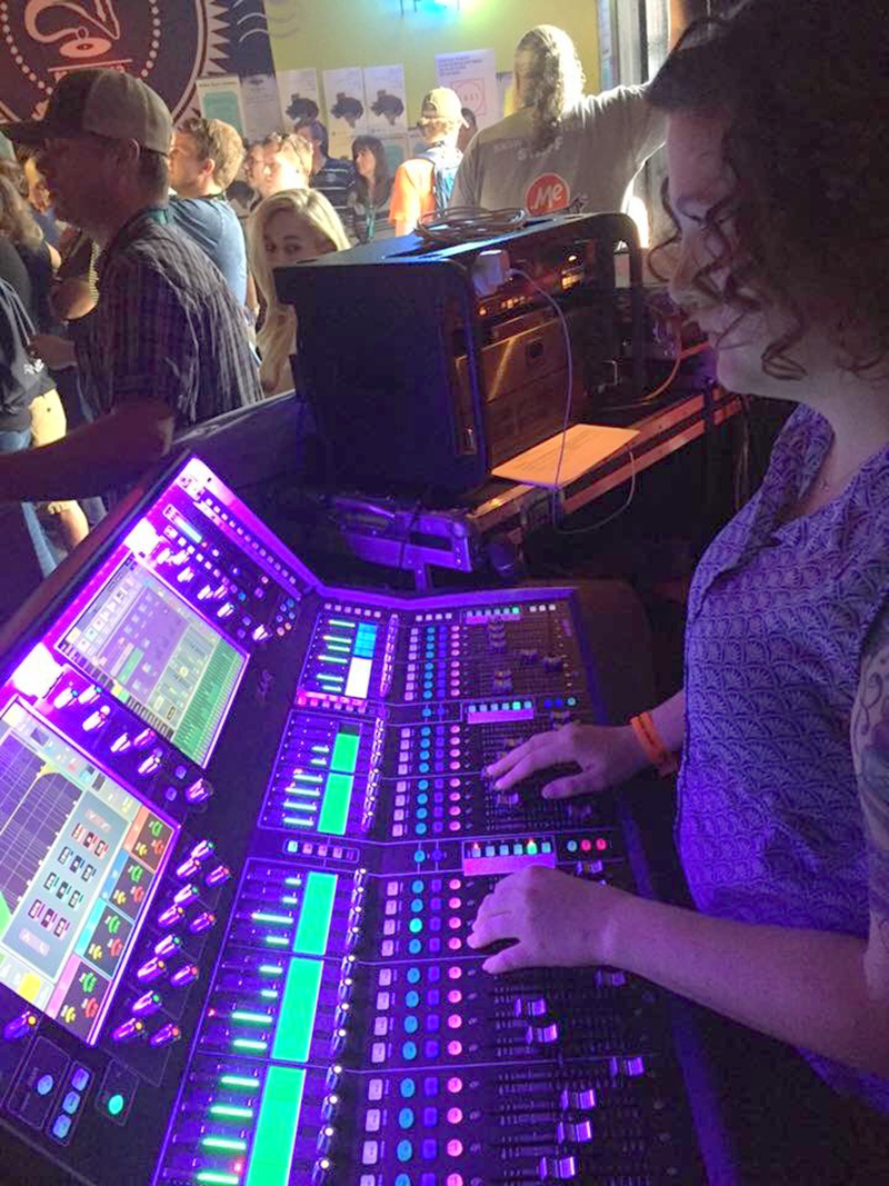 FOH/MON Engineer Rachel Ryan, a.k.a. MrSoundlady, mixes FOH for the group ‘Banners’ on the dLive S5000