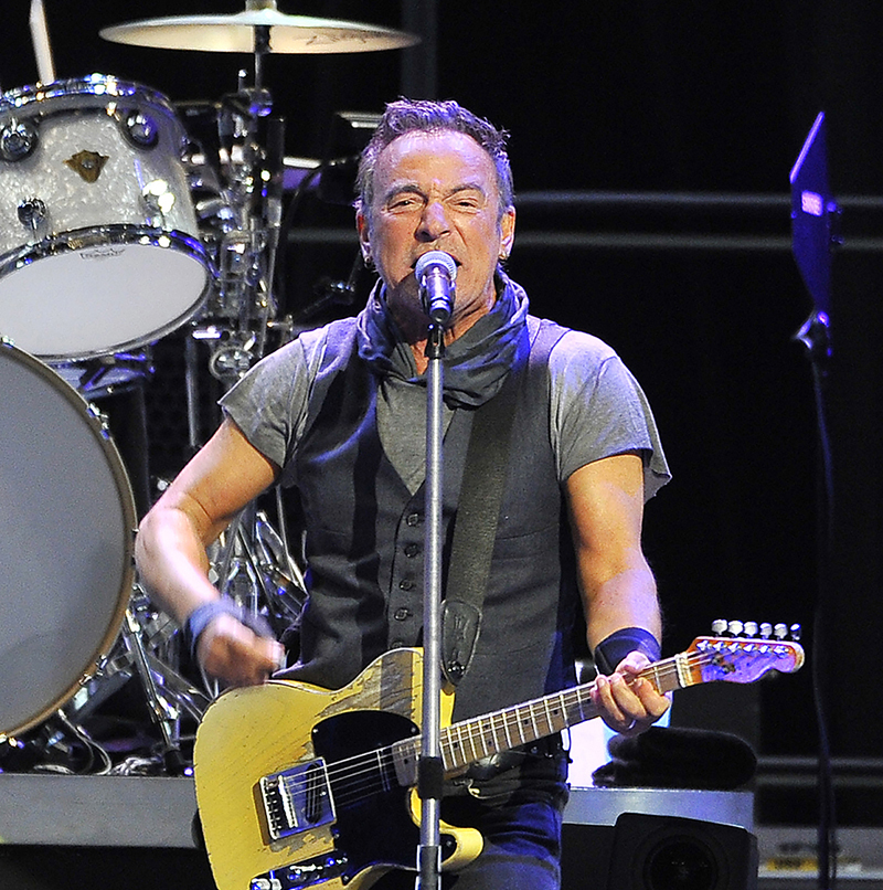 Bruce Springsteen River 2016 tour photo by Steve Jennings