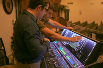 Dan Kreider and Will Morris at the dLive S7000.