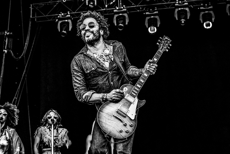 Lenny Kravitz performs with support from Alex Alvarez and Mackie's DL Series