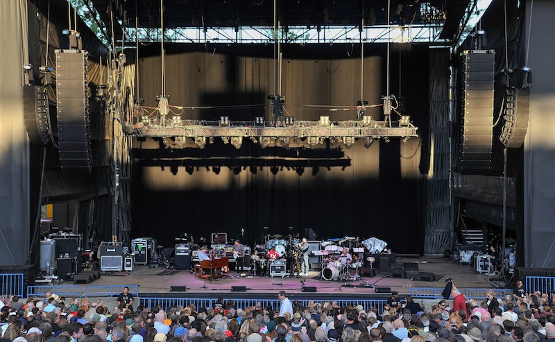 Steely Dan with special guest Steve Winwood are touring with a Martin Audio MLA system. Photo: Steve Jennings