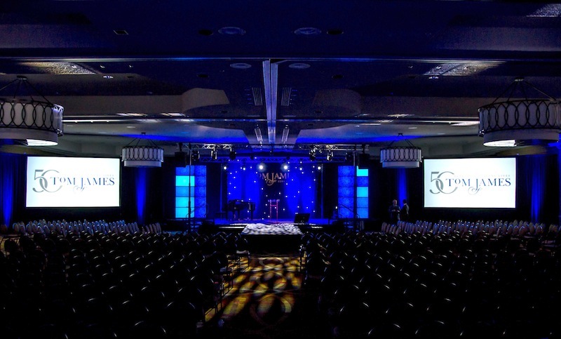 Myers’ latest project, one of two annual international sales meetings he does for the custom clothing company, Tom James, included a complete FBT system – something that Myers said was advantageous for multiple reasons.