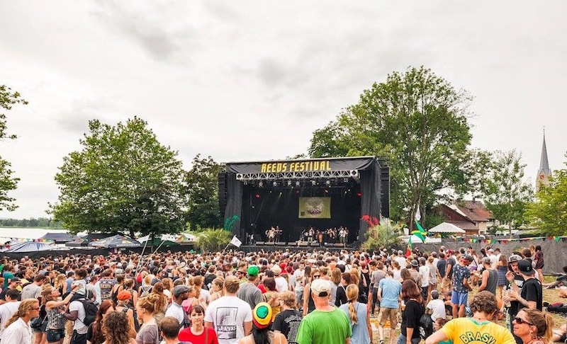 Diffferent Productions provided a LA122 Line array system, LAm115 stage monitors, X-line as side fill and front fill.