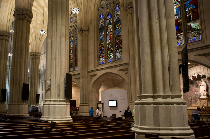 The church required a system with minimal visual profile and high intelligibility.