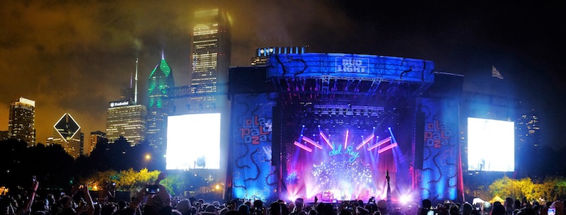 The artists performing at the Bud Light stage had drastically different sonic qualities—from intense and bass-heavy electronic sounds to rock and roll to modern pop.