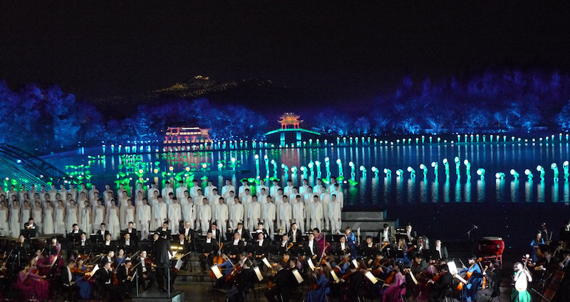 Enduring Memories of Hangzhou Concert with Community R Series Loudspeakers.