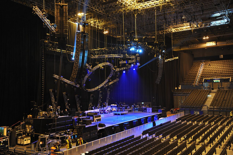 Capital Sound supplied Outline’s GTO C-12 system for Status Quo's final electric tour, named "Last Night Of The Electrics."
