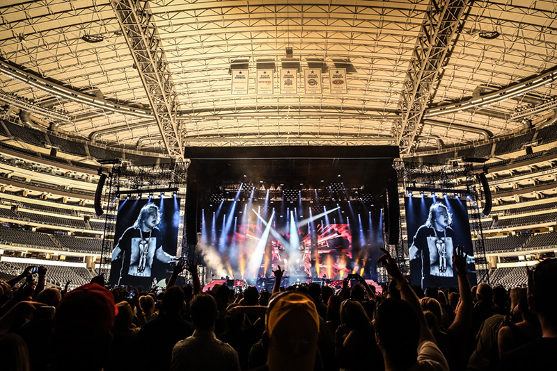 2016 Guns N' Roses tour photo by Katarina Benzova