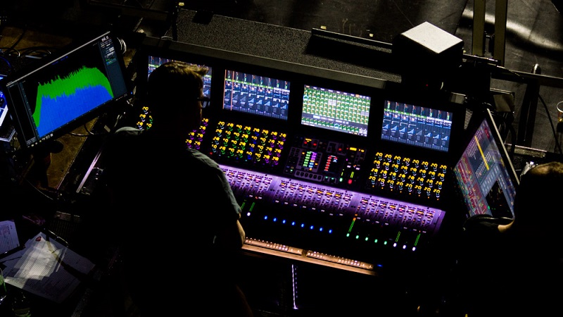 Avid VENUE | S6L