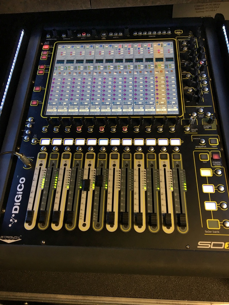 The compact DiGiCo SD11 stationed in Dome Vision’s B-unit trailer