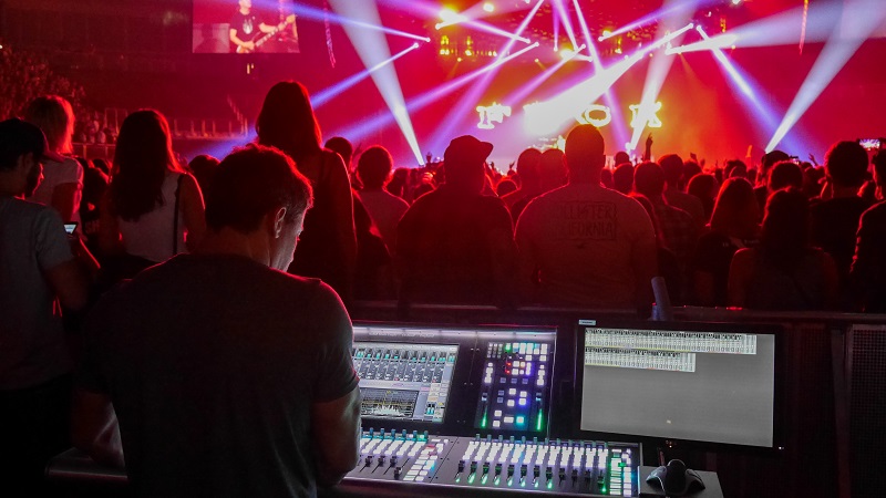 . Jason Decter, Front of House Engineer for Blink 182