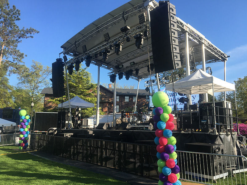 The college event took place just before finals.
