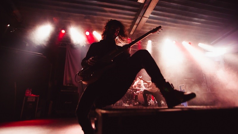 Alex Milovic rocking it – Northlane Bass Player and iD14 owner