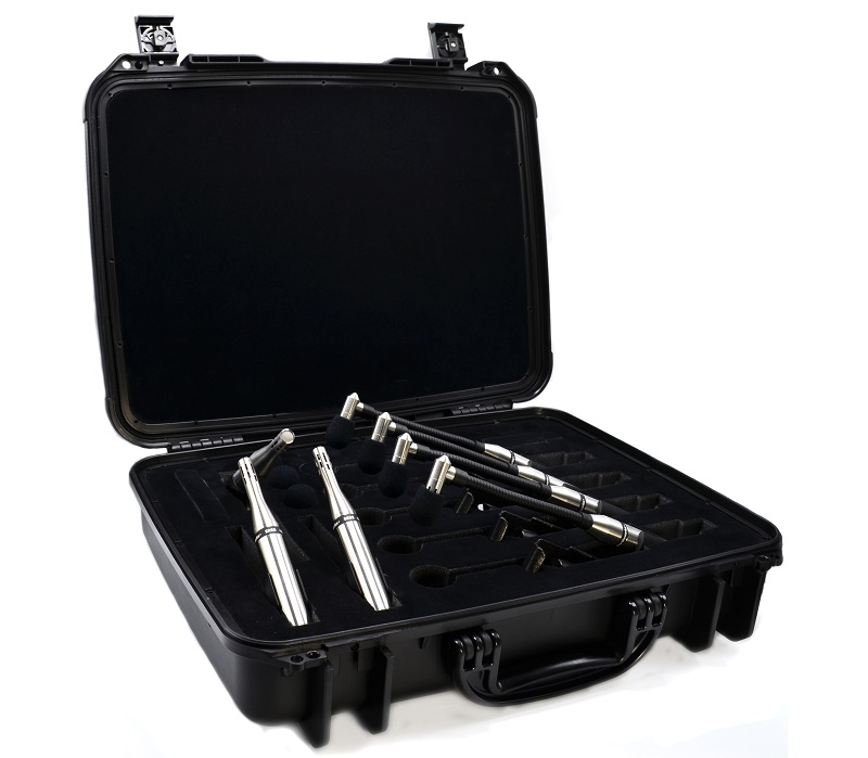 The DK7 DrumKit™ is a 7 microphone kit comprised of 4 DM20 microphones for toms and snare, 2 SR25 microphones for overheads, and 1 specially engineered low sensitivity SR20LS for kick drum.