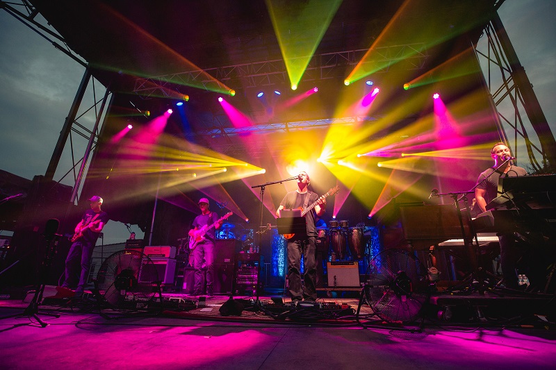 Technotrix, Inc. supported the 10th Annual Founder’s Fest with a Martin Audio MLA system that provided exceptional coverage and control in a challenging acoustic environment. © Anthony Norkus, Norkusa