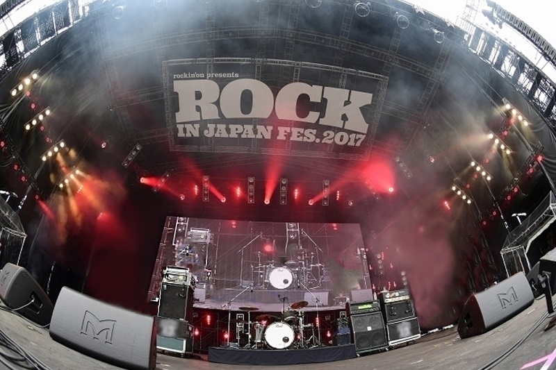 The Rock in Japan Festival provided the setting for the unveiling of the new Martin Audio XE500 stage monitors alongside the company’s popular MLA arrays and MLX subwoofers.