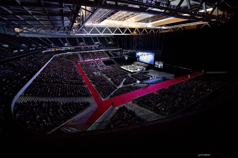 L-Acoustics L-ISA Live hyperrealistic sound system, deployed for the performance of Verdi’s Requiem by the Orchestre National de Lille (ONL) and the Choeur Régional Hauts-de-France at Lille’s 30,000-capacity Stade Pierre-Mauroy.