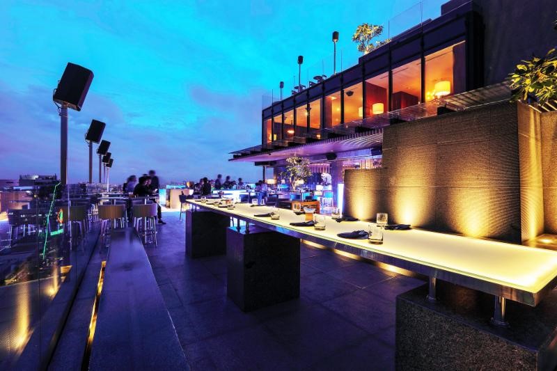SOHY includes an indoor/outdoor Sky Lounge, Champagne Garden, Star Dining Room and Zero Gravity Cigar Room. Photos courtesy of SOHY