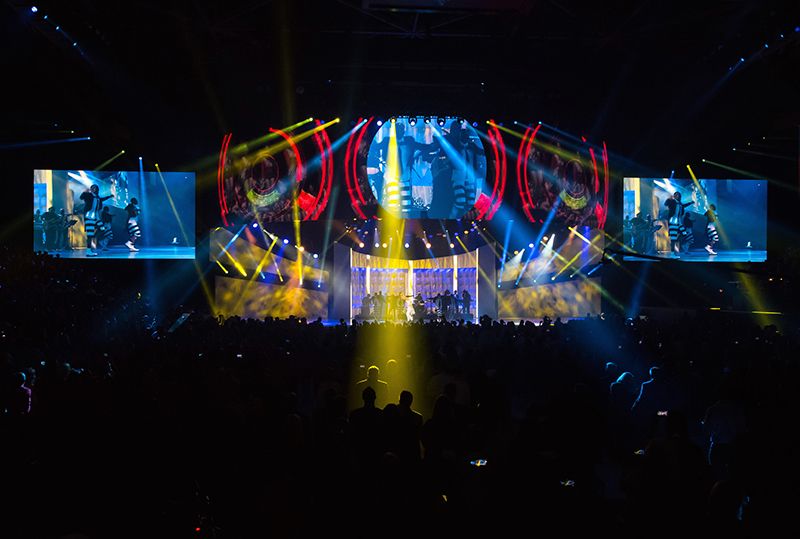 The event fused the demands of a big corporate speaking gig with an A-list concert and awards show. Photos courtesy Leo Events.