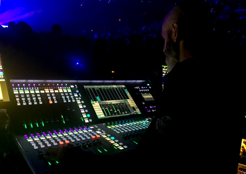 SSL Live L500 at FOH with Scott Eisenberg