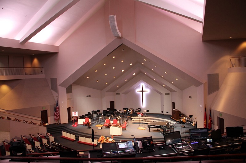 The system for the 1,000-seat Temple consists of seven GEO S1210s and one S1230. In addition, the company installed a Yamaha QL5 Digital Audio Console with five Tio Dante input/output boxes, Yamaha IF2108 monitors, a Yamaha DME24N Digital Mix Engine, and Yamaha SWP L2 Network Switches.