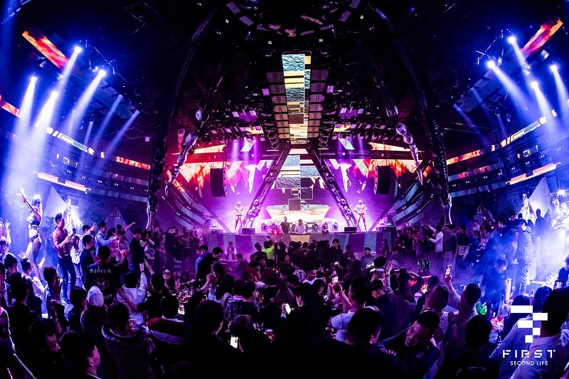 First Club interior