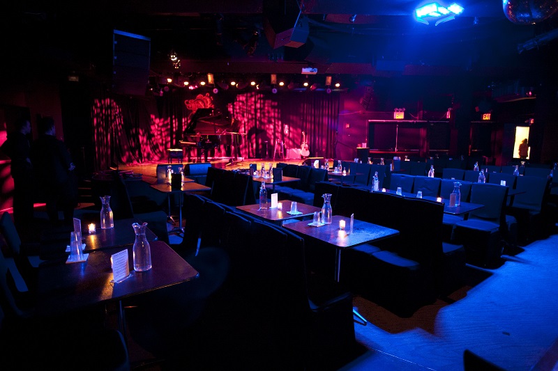 (Le) Poisson Rouge interior