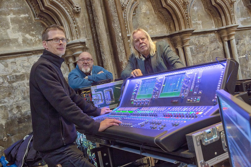 L- R – Erik Jordan, Ian Barfoot and Rick Wakeman at the dLive in Lincoln Cathedral