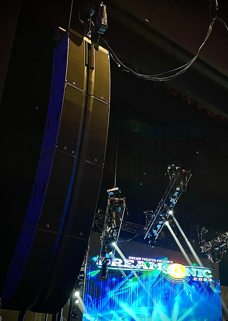 Dream Theater photo by Steve Thom
