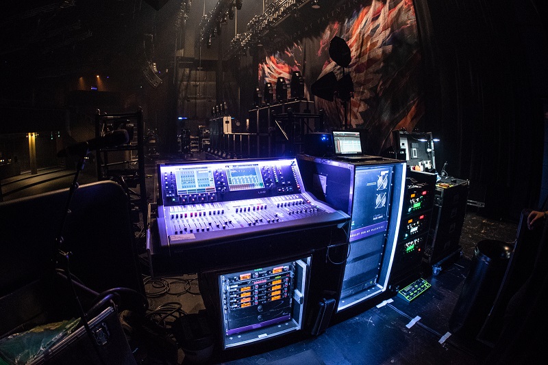 Bullet for My Valentine playing in Utrecht *Photos by Ryan Chang: Twitter / Instagram Handle - @ryancphoto.